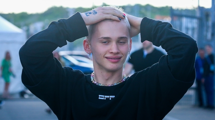 Не против повторить. Даня Милохин просится обратно в ледовое телешоу, издавая неприличные звуки