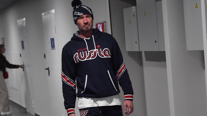 Роман Костомаров сообщил о своем намерении снова встать на коньки