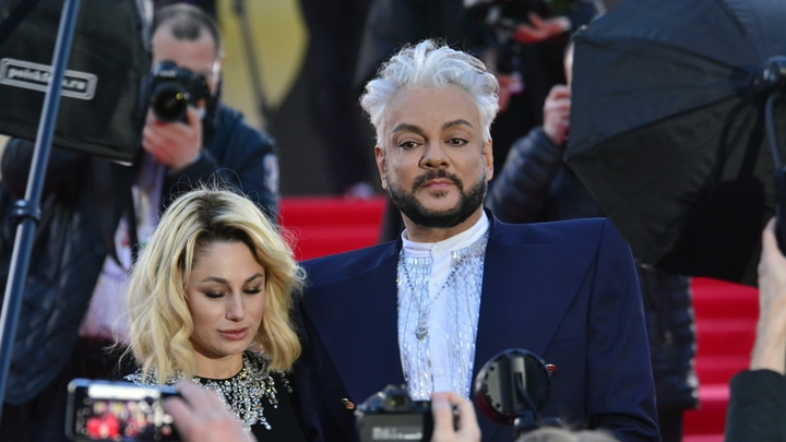 Рідна мати моя: Киркоров спел в честь попадания в чёрный список Киева