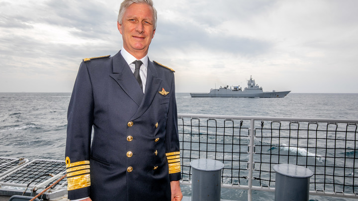 Остаются тяжким грузом: Король Бельгии впервые официально извинился перед целой страной