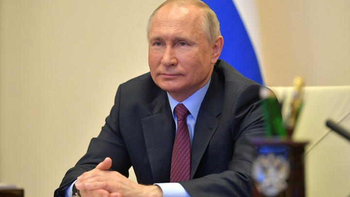 Путин заскучал? Песков рассказал, почему президенту не очень нравится на удалёнке