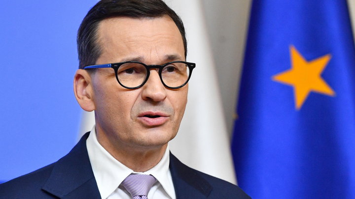 Politico: Премьер Польши отвесил хлёсткую пощёчину Зеленскому