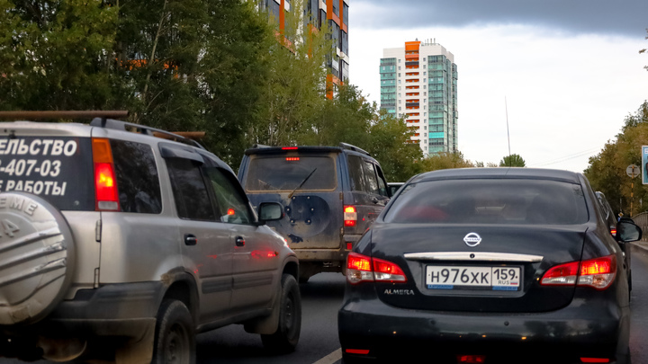Возле ЖК Панорама в Новосибирске на три месяца восстановили прежнюю схему движения