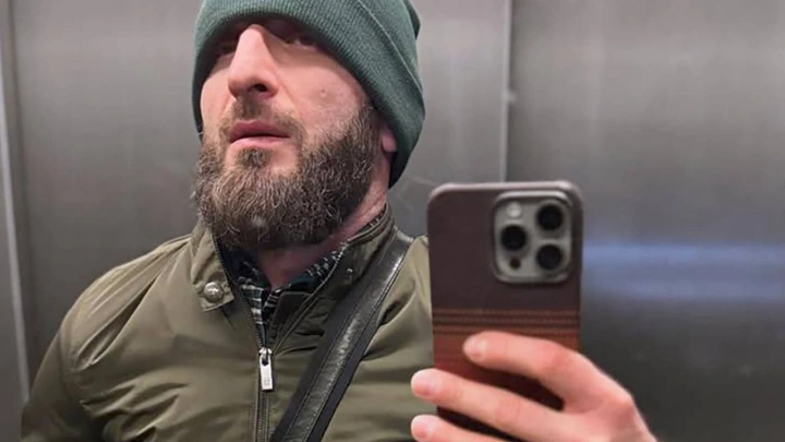 Комик Омар Алибутаев обвинил во всем Русскую общину. Но теперь придется отвечать и ему