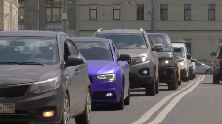 Что ждет водителей с 1 июля: авто на 8% дороже, замена прав и проверка шин