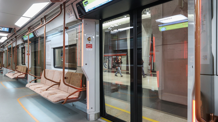 Причиной раздора стала музыка: В московском метро подрались пассажирки