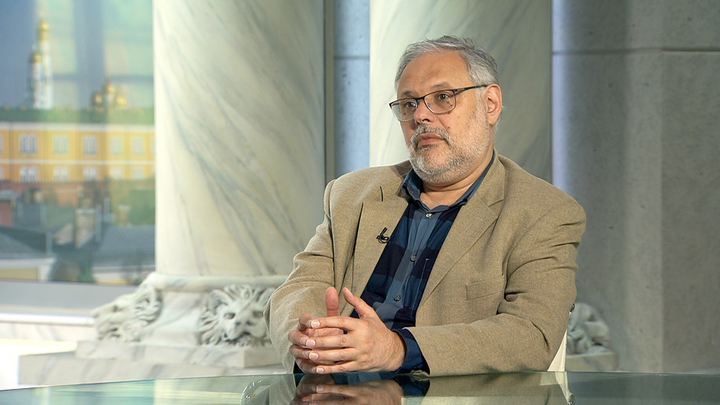 Хазин ждёт важного заявления Путина. Это конец западного глобального проекта