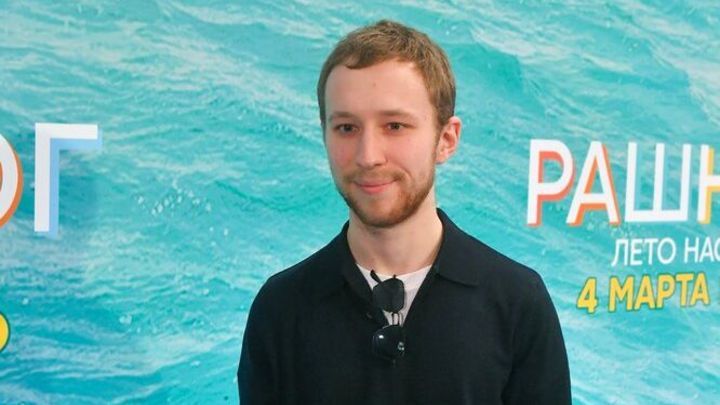 Актёр Семён Трескунов* стал благородным мстителем. Правда, пока безработным