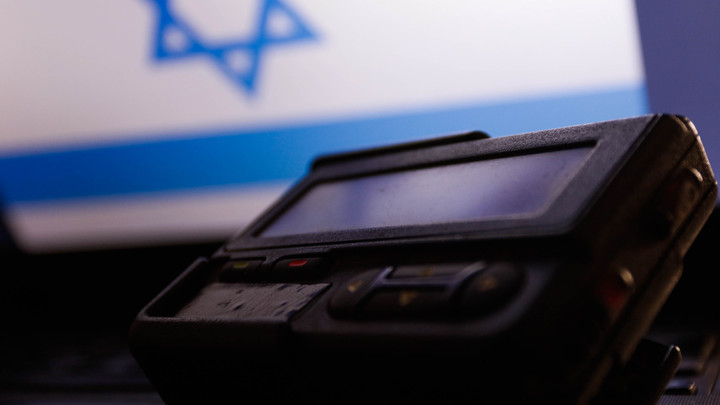 Путин может заставить взорваться миллионы айфонов?: Варварскую атаку провернул Израиль, но у иноСМИ снова Россия виновата