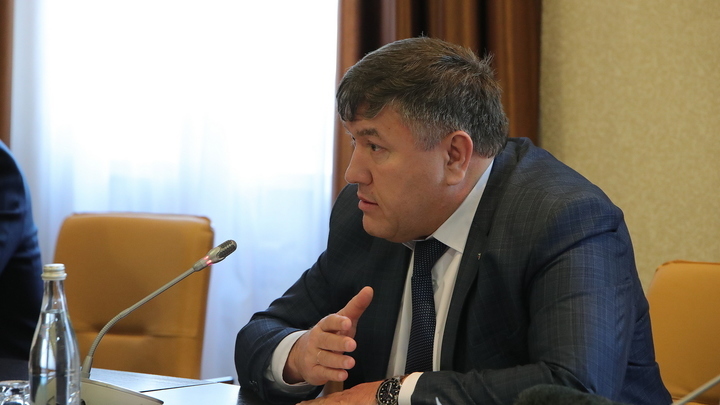 В Таганроге грозит отставка действующему главе администрации