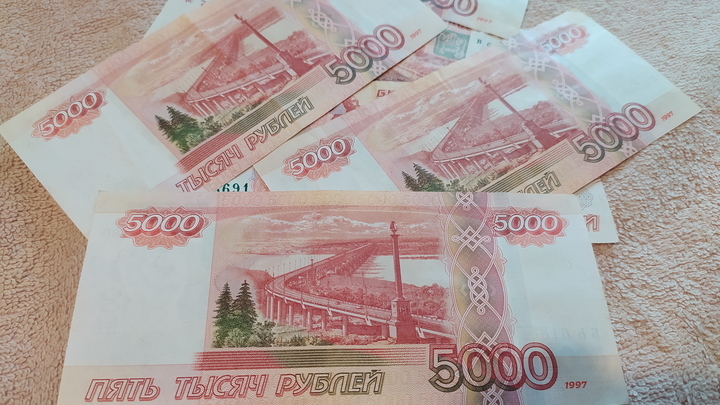 В Самарской области продлили срок выплат выпускникам школ при поступлении в вузы