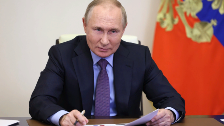 Всё важное из послания Путина уместилось в четыре фразы. Сатирик оказался безжалостен