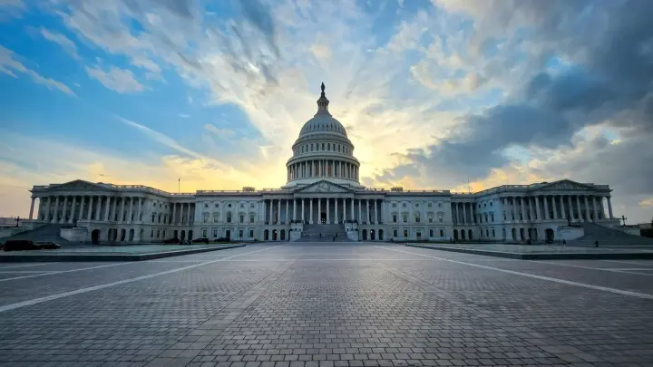 Сенатор Мерфи: Трамп всё-ещё думает о наземном вторжении в Иран