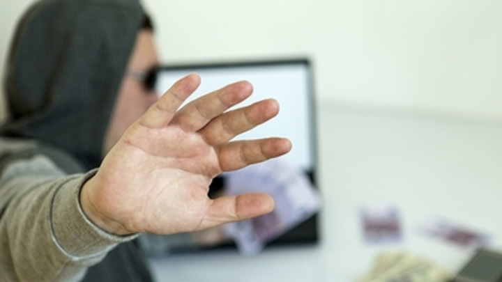 Русский батюшка призвал законом запретить сатанистские группы в соцсетях