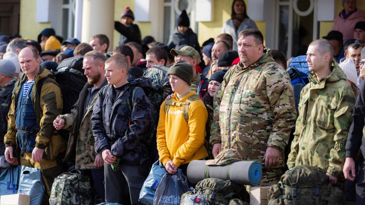 В России разрешат подсудимым уходить на СВО: Бойцов освободят от уголовного наказания на стадии судебного разбирательства
