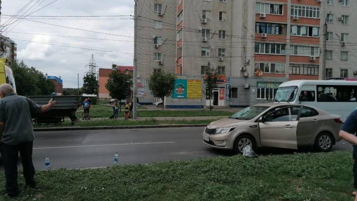Смертельный рывок: В Ростове-на-Дону под колесами иномарки погиб 85-летний пенсионер