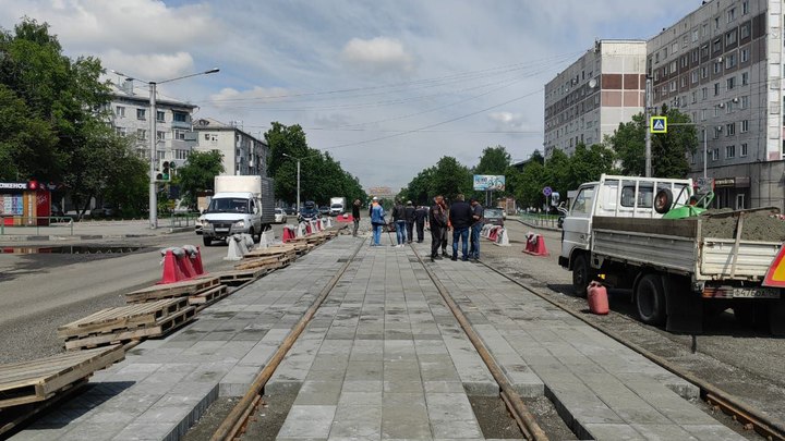 В Новокузнецке перекрыли очередной участок Октябрьского проспекта