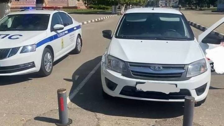 На Кубани подросток угнал у сожителя матери отечественную легковушку