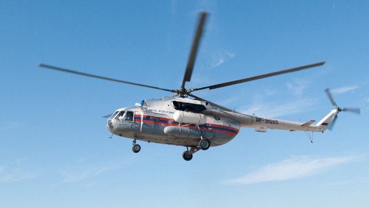 Вертолёты, спецтехника, спасатели: Москва помогает соседям тушить лесные пожары