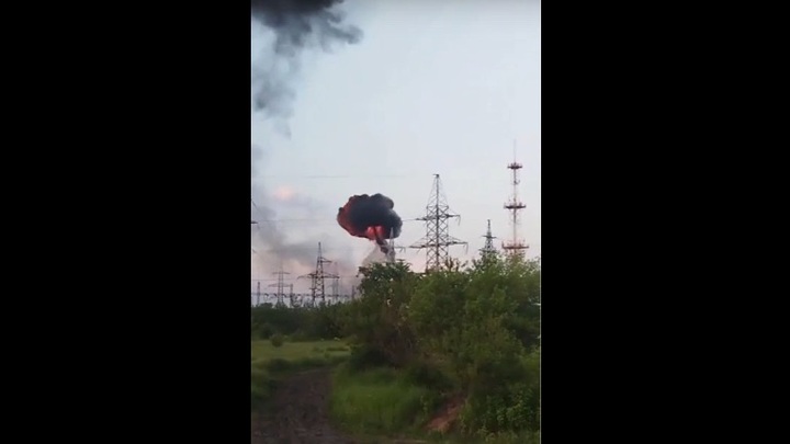 Гигантский огненный гриб заметили в Кузбассе после взрыва на энергообъекте