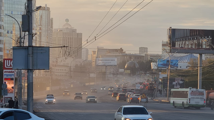 Новосибирцы жалуются на пыльную бурю на улице Кирова