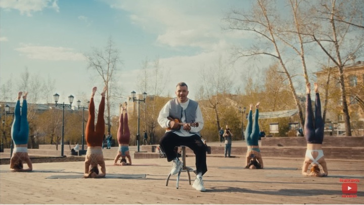 Клип «ДжаЯмми» на песню «Точилка», посвящённую Чите, появился на YouTube
