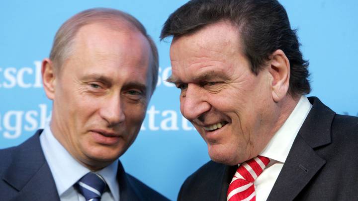 Песков раскрыл предмет беседы Путина со Шредером