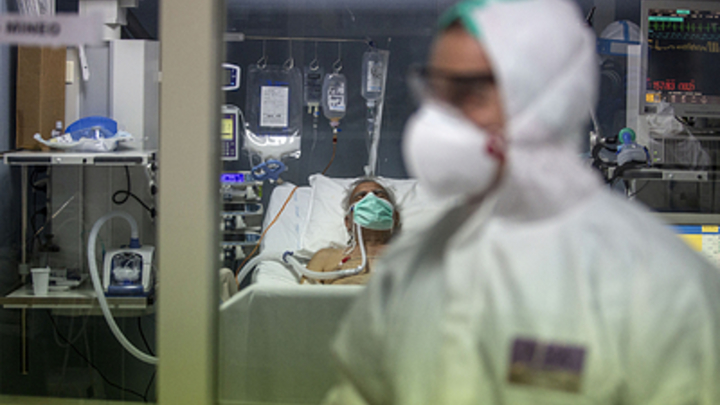 Как убивает коронавирус? Врачи заявили о свирепости COVID-19