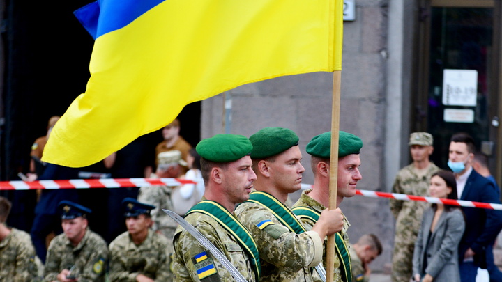 Дело не в милосердии: Украинские журналисты объяснили браваду Киева о войне с Россией