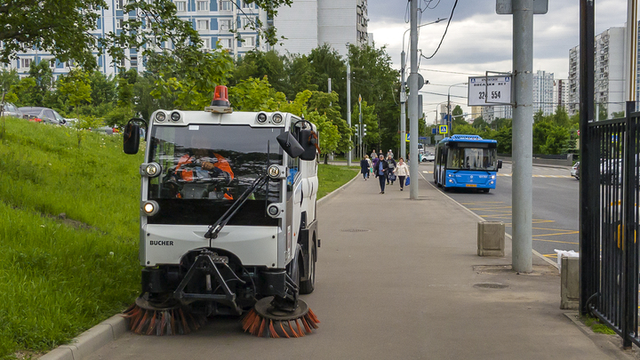 Улицы Новосибирска обработают специальным реагентом от пыли
