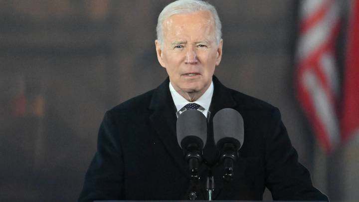 Байден оговорился, рассуждая о возвращении Крыма Украине. Получилось неловко