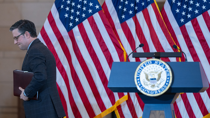 Сколько денег правительство США украло у граждан России для Украины и сколько мы можем конфисковать в ответ?