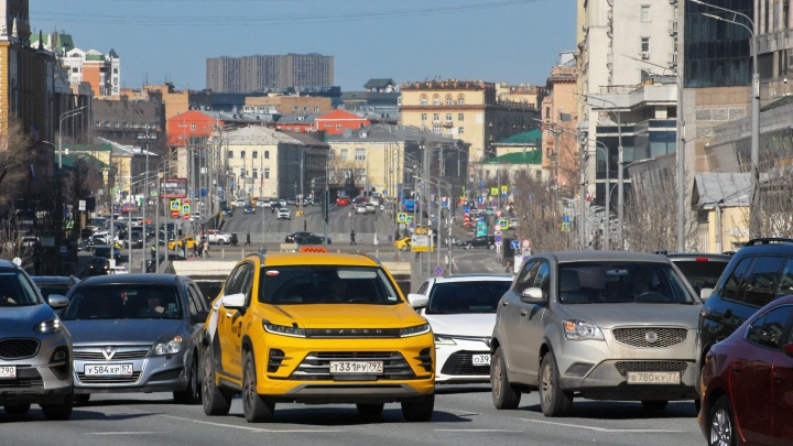 Новые штрафы, скидки на авто и изменения в ОСАГО: что ждёт водителей в России с 1 апреля 2025 года