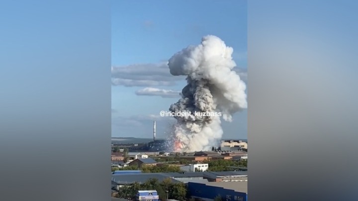Опубликовано видео пожара на складе пиротехники в Кемерове