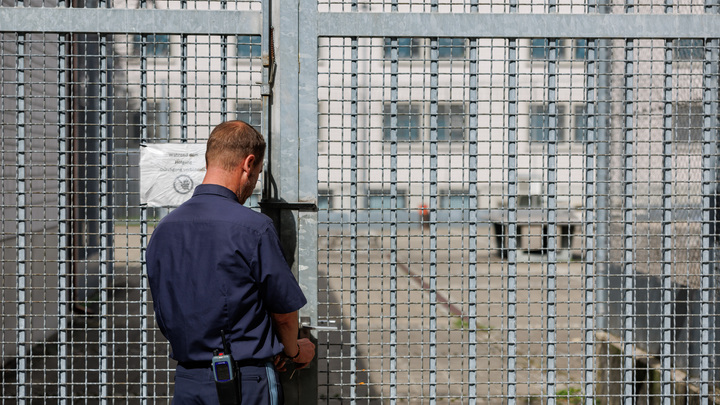 СБУ после возмущения Илона Маска объяснила арест американского блогера, поддержавшего Россию