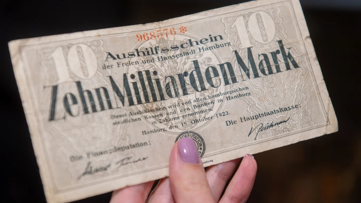 Politico: Бельгия сопротивляется выдаче Украине «репарационного кредита» за счет активов России