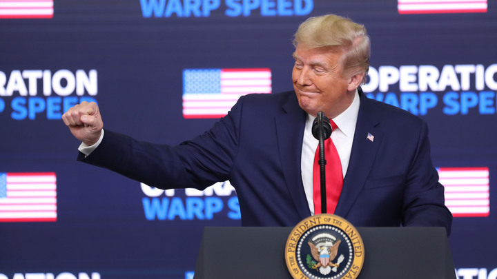 Могли подкинуть: Трамп обвинил ФБР в фальсификации улик после обыска