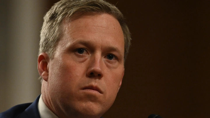 WSJ: министр армии США намерен встретиться с представителями России