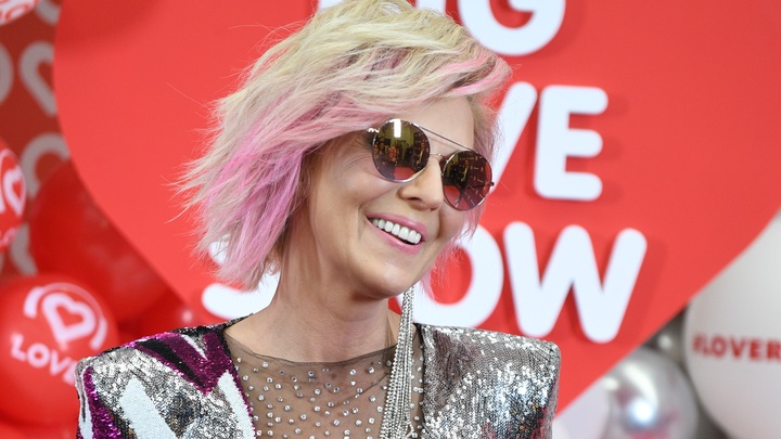 Сбежавшая в Испанию певица готова вернуться в Россию: Ненадолго и за большой гонорар