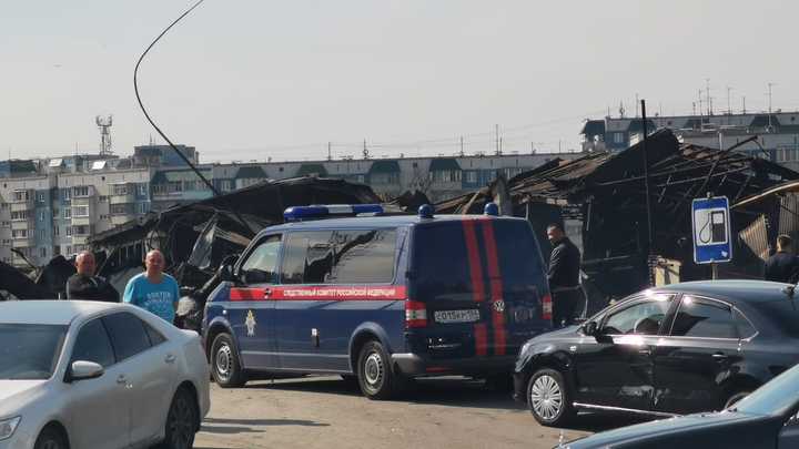 Троих полицейских наградили за помощь после пожара на АГЗС в Новосибирске