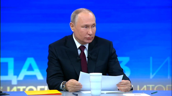 Западные СМИ: европейские политики испугались после слов Путина о подсвинках