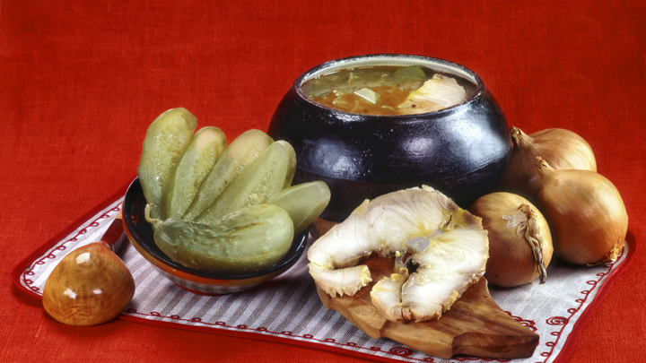 Голландец попробовал любимый суп русских и скривился: Это та-а-а-а-а-ак невкусно!