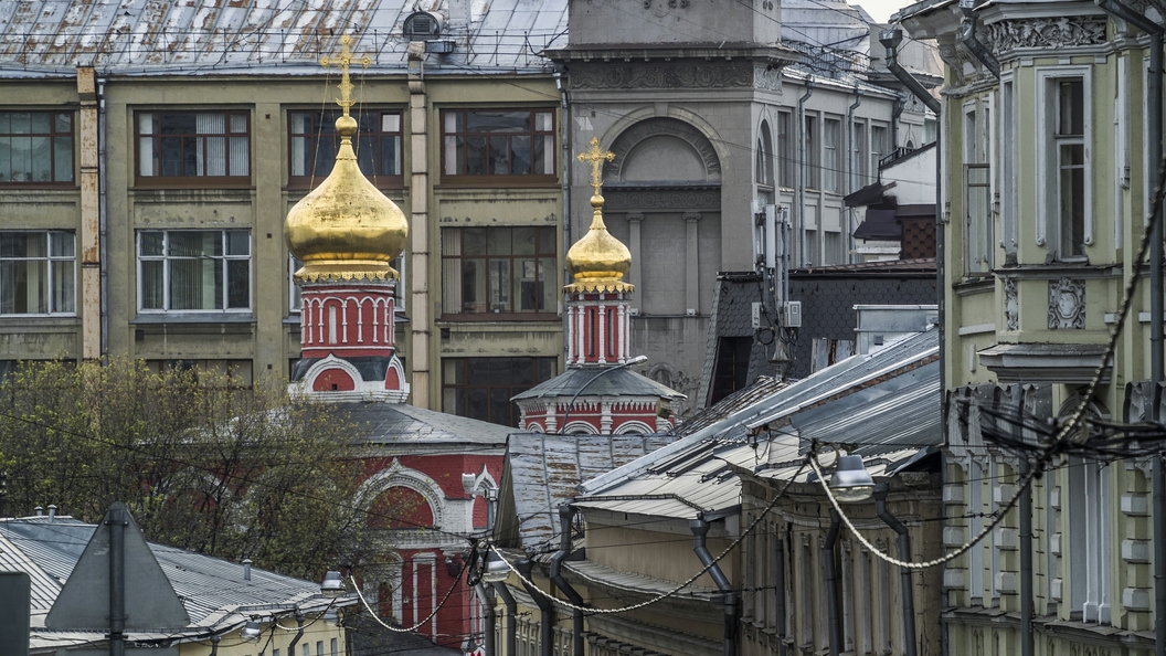 Мэр Москвы пообещал помочь в реставрации храма Всех святых на Кулишках Мэр Москвы пообещал помочь в реставрации храма Всех святых на Кулишках