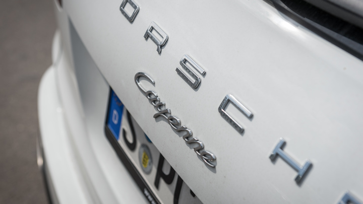В Прикамье 20-летний водитель Porsche Cayenne насмерть сбил человека и скрылся