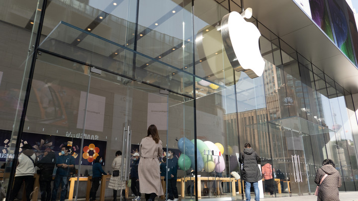 Apple решила не мозолить глаза Кремлю