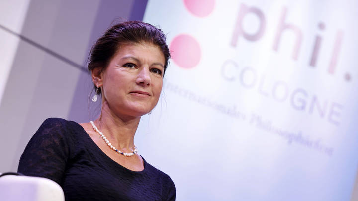 Жители Германии потребовали остановить немецкие танки на Украине