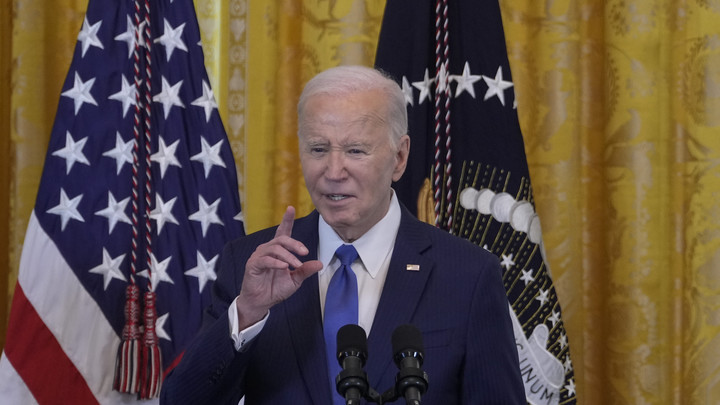 Байдена заподозрили в приёме допинга: Слишком посвежел