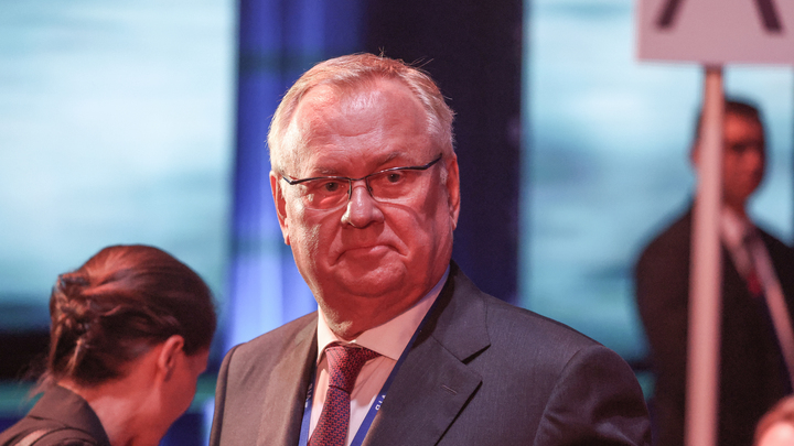 Глава ВТБ встал на сторону мигрантов и призвал относиться к ним мягче