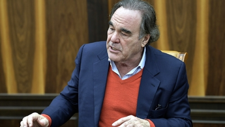 Запретная правда: о чём молчат западные СМИ, но открыто говорит Оливер Стоун в России