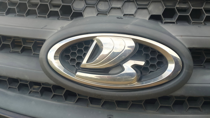 «АвтоВАЗ» приостановит выпуск Lada Largus на год